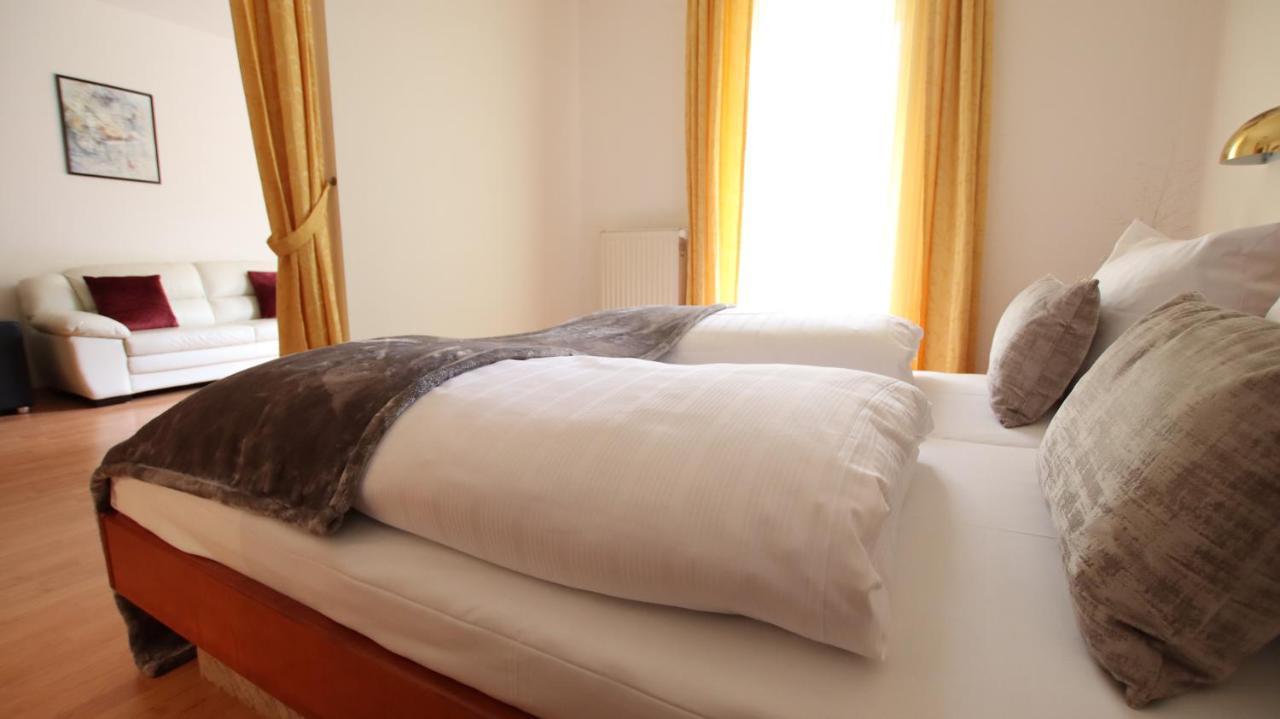 Hotel Kurparkblick Bad Bergzabern Extérieur photo