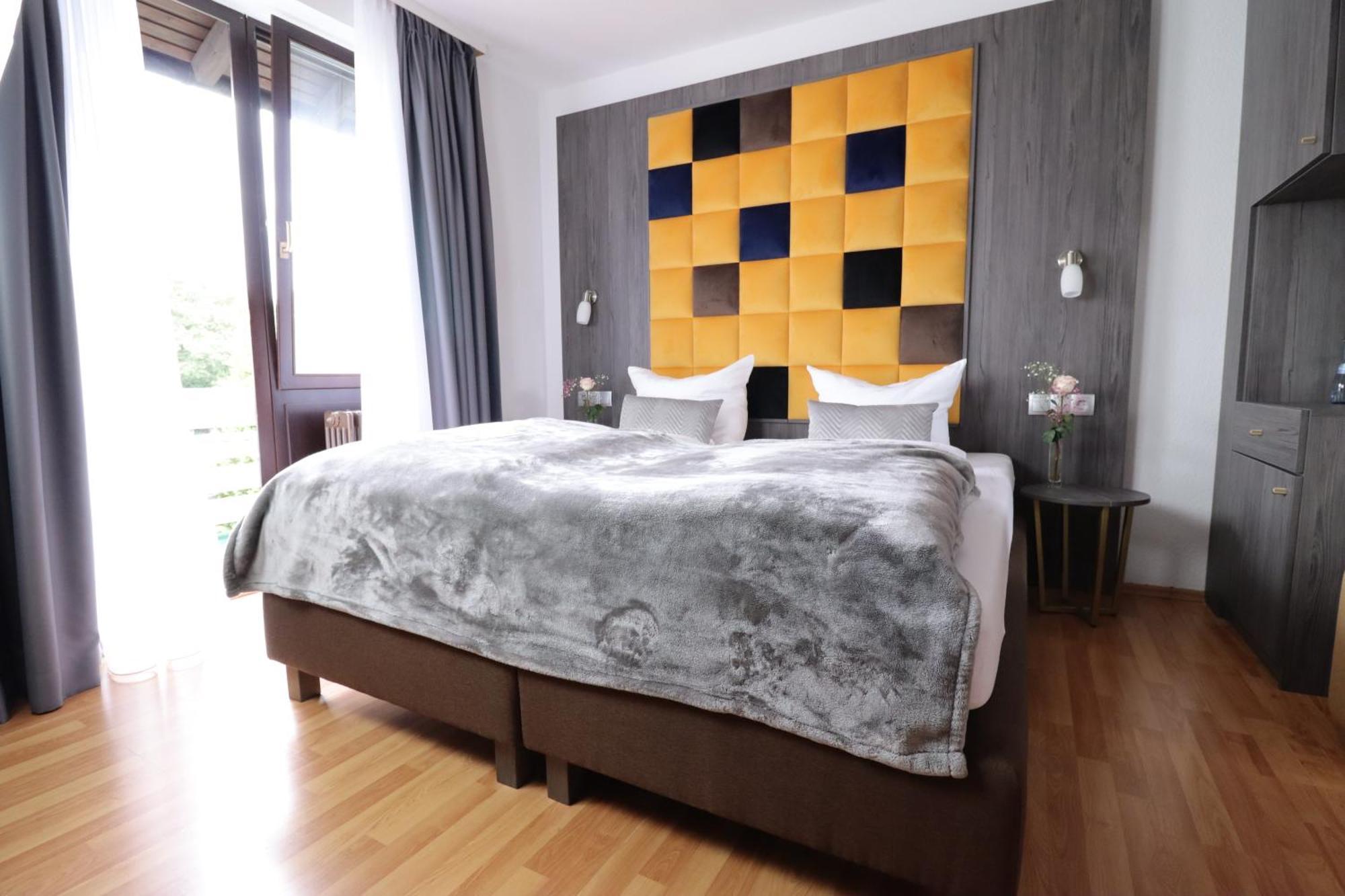 Hotel Kurparkblick Bad Bergzabern Extérieur photo